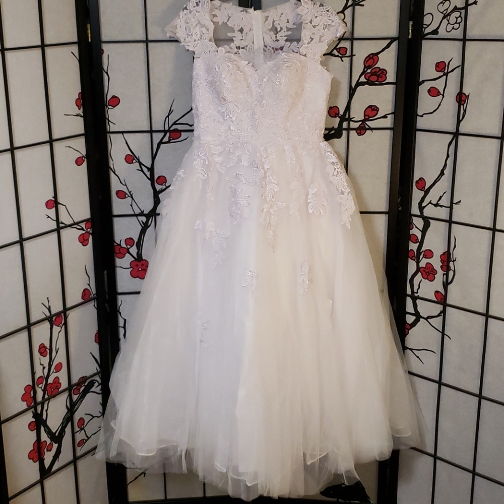 Vintage-style Wedding Gown